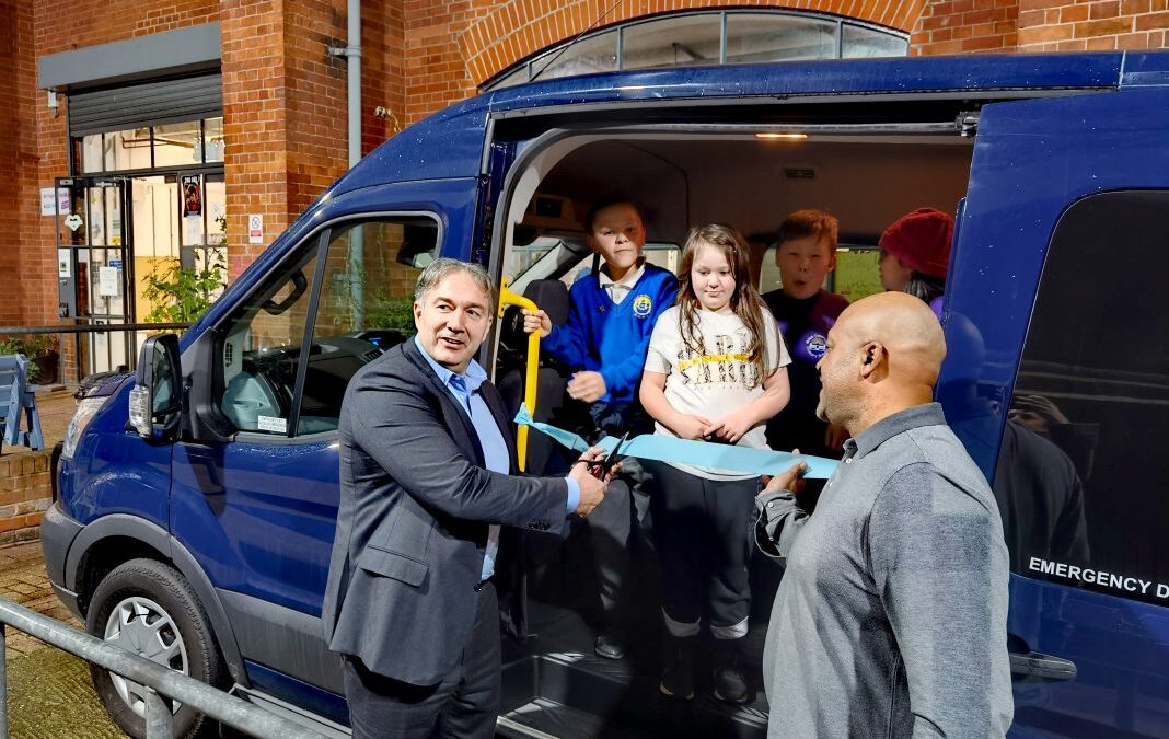 Leus Family Foundation donates minibus to The Harrow Club